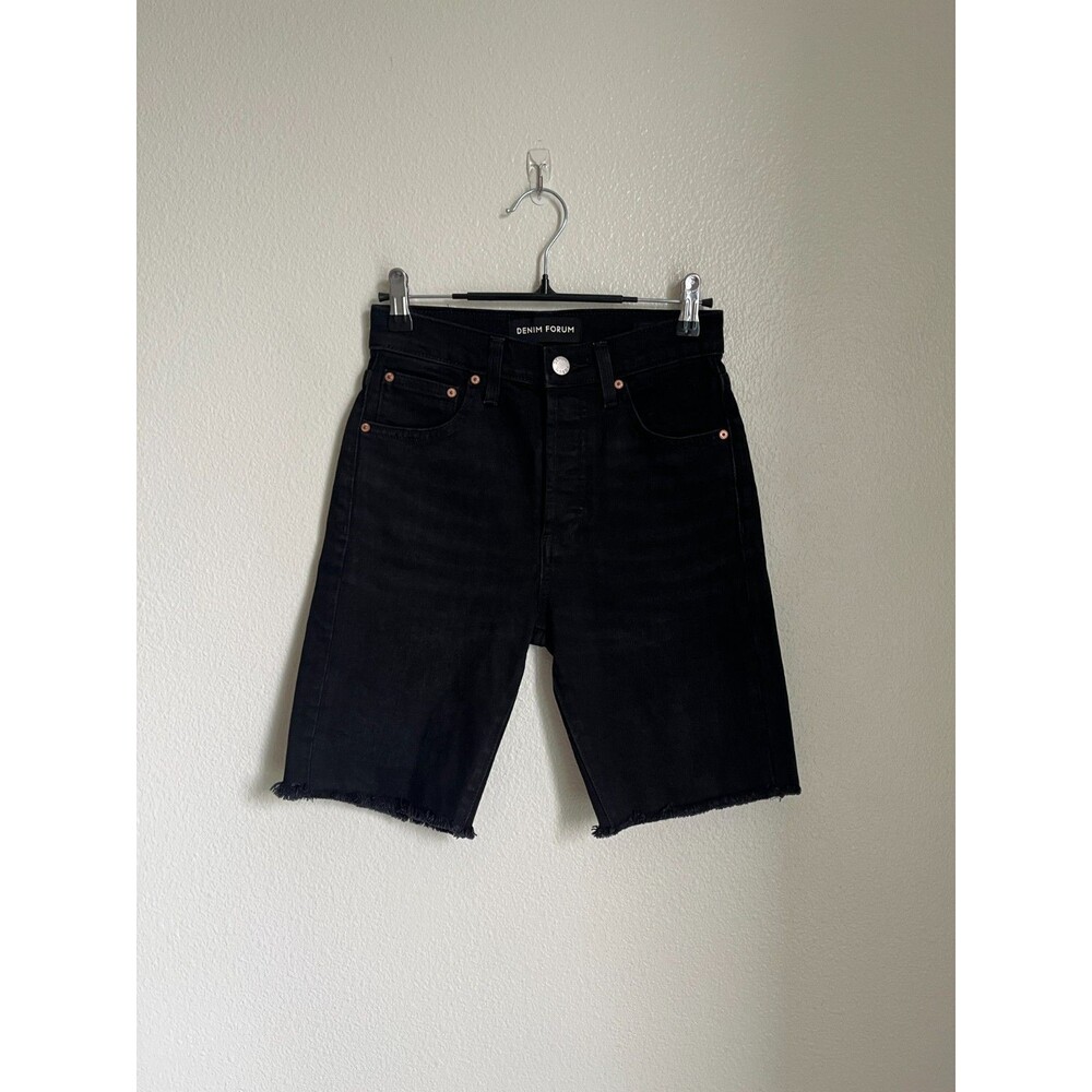 DENIM FORUM The Yoko Bermuda Short in Black Size 24